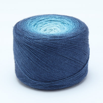 Diva | luxurious lace yarn made from merino and silk