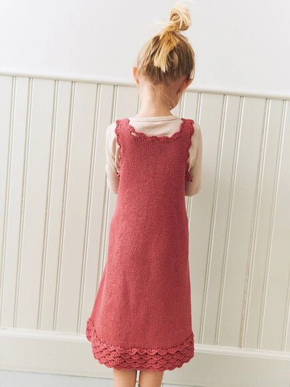 Roselyn Dress Kids | romantische Häkelrüschen aus Line von Sandnes Garn