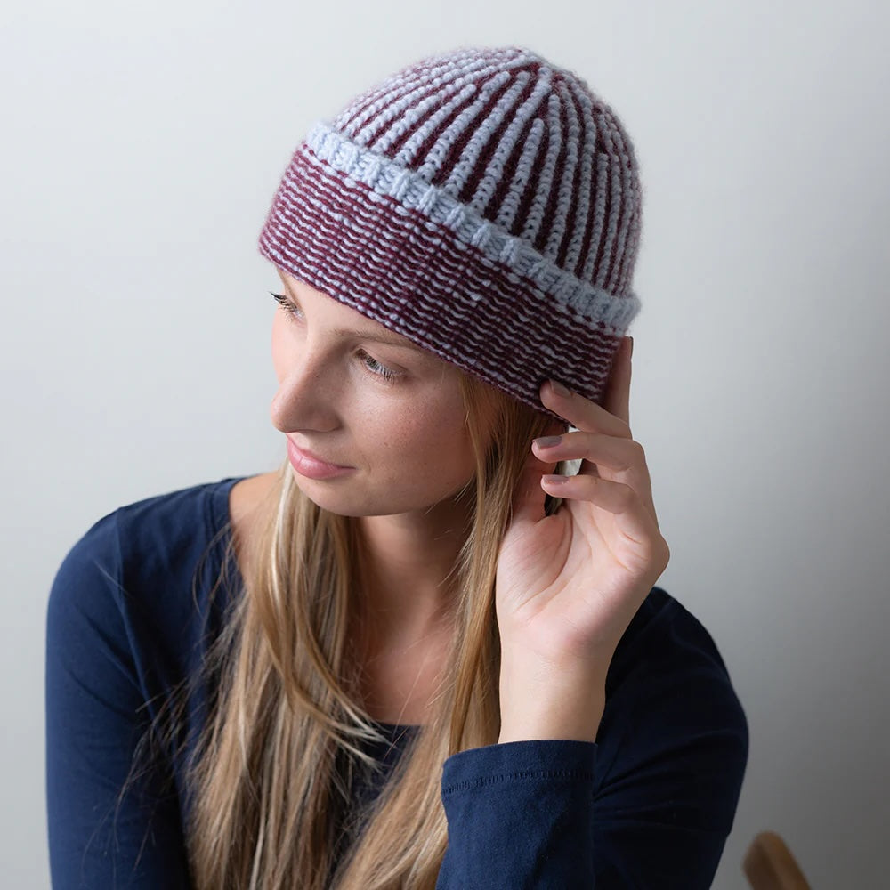 Bonnet côtelé en point de godron | motif côtelé bicolore avec Cashmere Charis de Pascuali