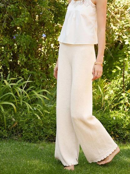 Roselyn Pants | Basic pants with fine wave pattern from Tynn Line by Sandnes Garn