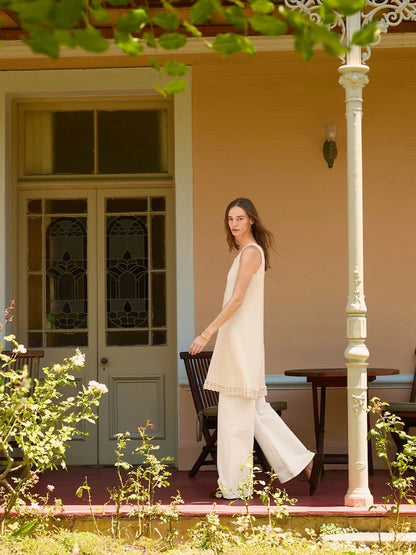 Robe Roselyn | Robe à ondulations discrètes en Line de Sandnes Garn