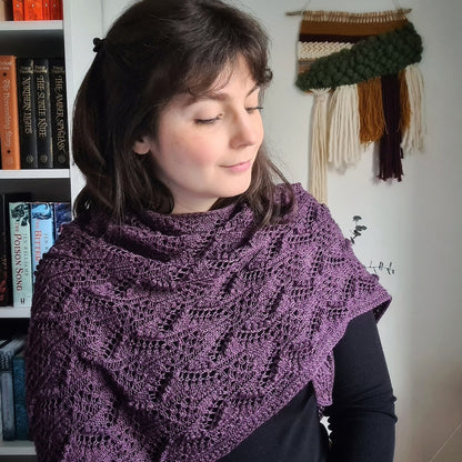 Telesto Shawl | zartes Tuch aus Pinta von Pascuali