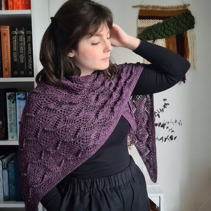 Telesto Shawl | zartes Tuch aus Pinta von Pascuali