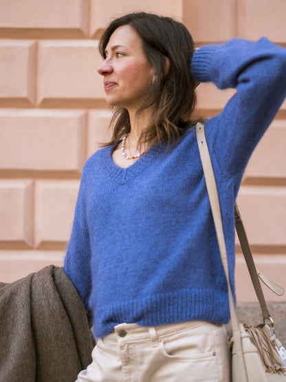 Comfort Zone Sweater | super soft and comfortable made from Alpakka Silke and Tynn Silk Mohair by Sandnes Garn