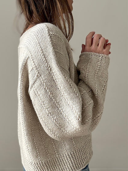 Flow Loop V-Neck | Casual textured stripe pattern from Yak by Lang Yarns