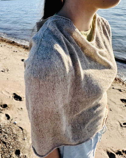Rabea von gute-garne.de Sundown Cape mit Pure Silk von Knitting for Olive 5