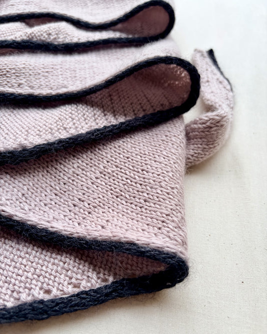 Kõige lihtsam sall väikese triibuga | Cheeky Merino Joy lõngast firmalt Rosy Green Wool koos Pinta ja Mohair Blissiga firmalt Pascuali