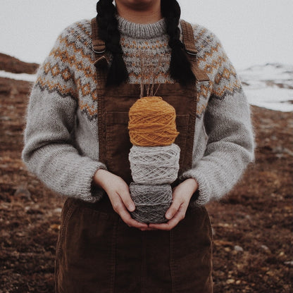 Arctic Springi kampsun | igaveseks valmistatud Le Petit Lambswoolist ja Le Petit Silk & Mohair’st, autor Biches & Bûches