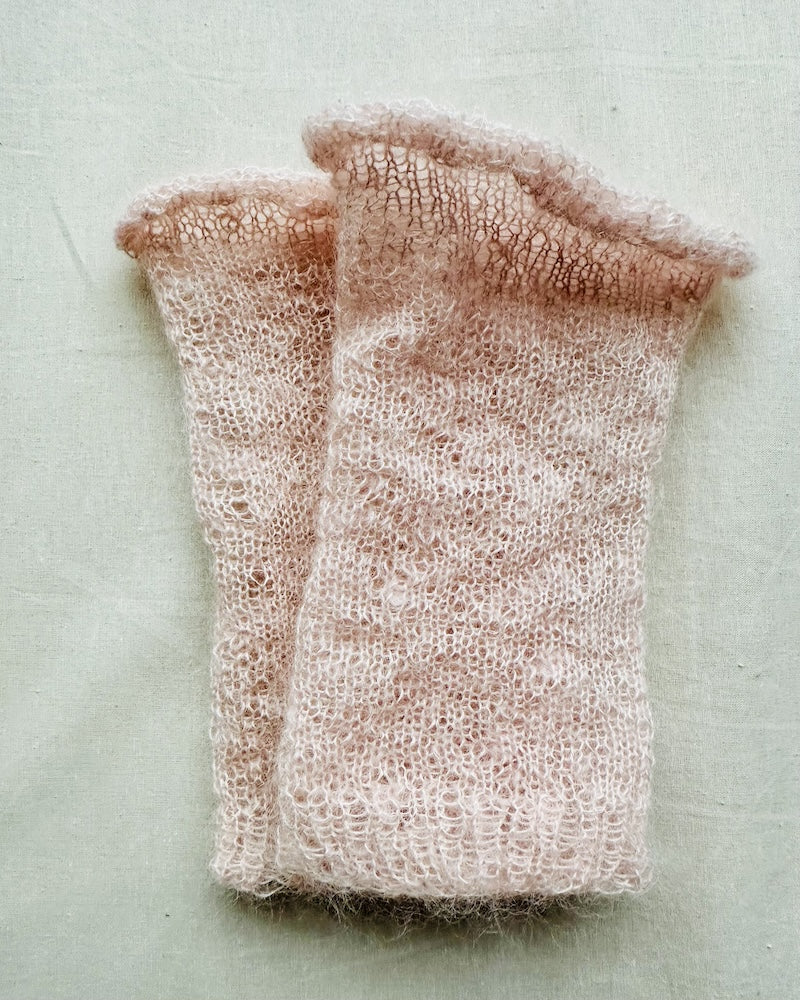 Morgennebel Handstulpen von Rabea mit Mohair Bliss von Pascuali 3