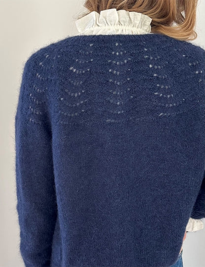 Peacock Cardigan | Romantic pattern from Alpakka Folgetrad and Tynn Silk Mohair