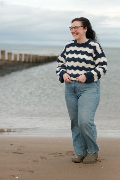 Rebecca Clow Tydes Sweater mit Borstet Alpakka von Sandnes Garn 3