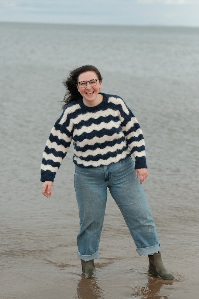 Rebecca Clow Tydes Sweater mit Borstet Alpakka von Sandnes Garn 4