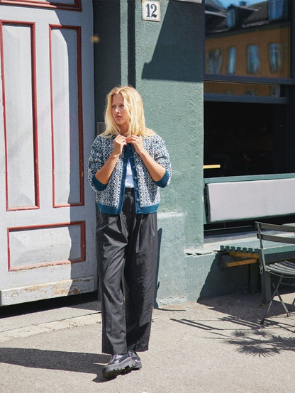 Myrdal Jacket | classic beautiful Norwegian pattern from Sisu by Sandnes Garn
