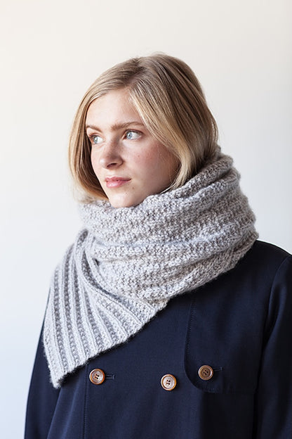 Brosten šalle | vienkāršs Woolfolk Far raksts