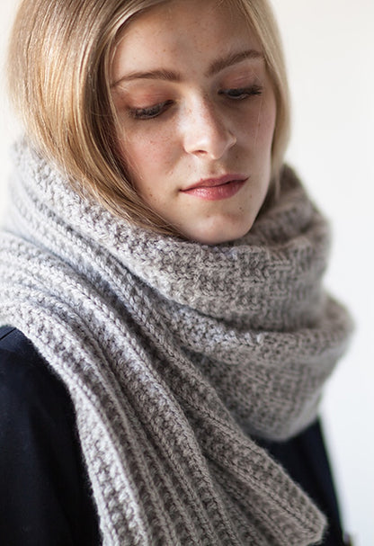Brosten šalle | vienkāršs Woolfolk Far raksts