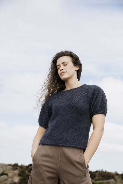 Aina Sweater - Laine x Novita | zartes Shirt aus Edith von Novita