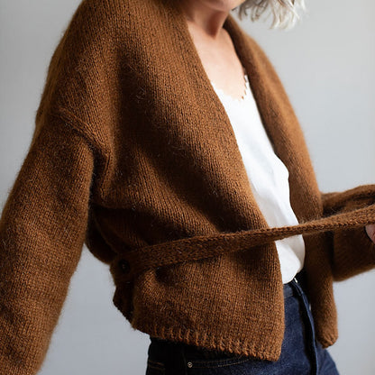 Fold aptinamā jaka | sievišķīga aptinamā jaka no Sandnes Garn Atlas un Tynn Silk Mohair