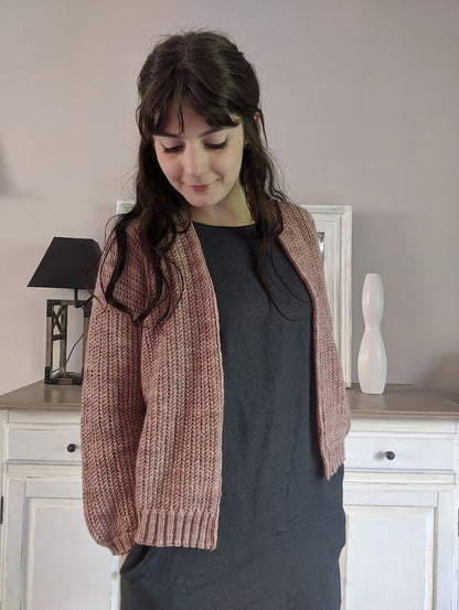 Cervion Cardigan | casual jacket made from Cheeky Merino Joy by Rosy Green Wool