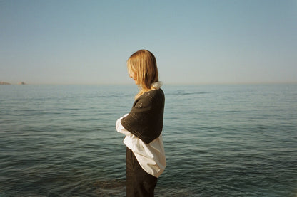 Olivia Shawl | Basic summer shawl made from Le Petit Organic Cotton by Biches & Bûches