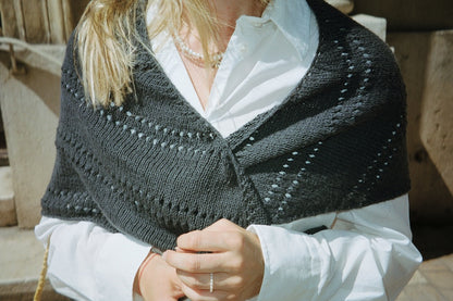 Olivia Shawl | Basic summer shawl made from Le Petit Organic Cotton by Biches & Bûches