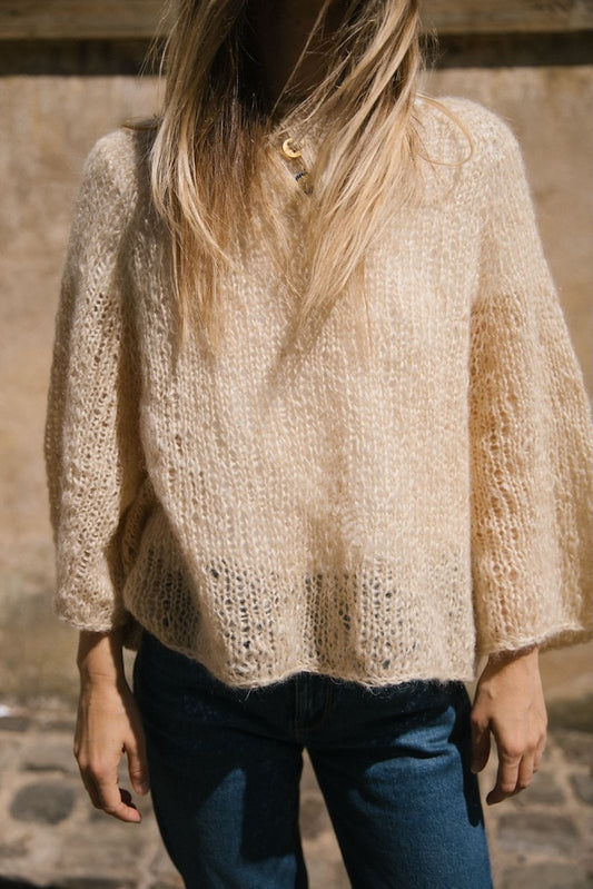 Agnes džemperis | smalka oversize blūze no “Le Gros Silk & Mohair” dzijas, ko ražo “Biches & Bûches”