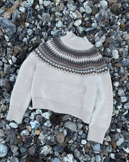 Celeste Sweater | einfacher Norweger mit Peer Gynt von Sandnes Garn