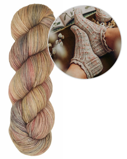 Daisy Lace Socks | zart und romantisch aus Terra von Symfonie Yarns