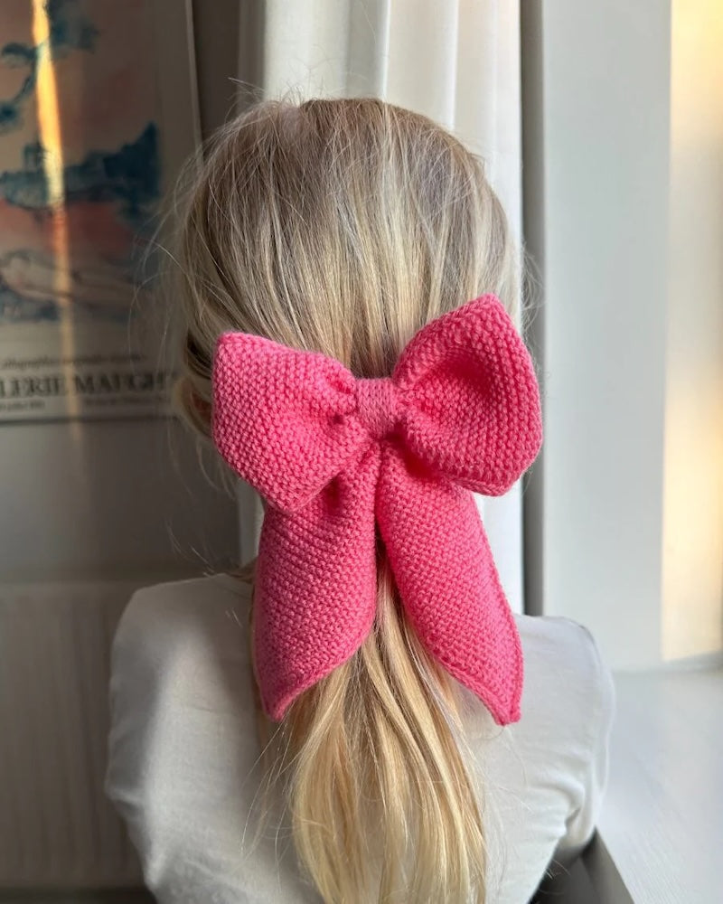 December Bow | bezaubernde Schleife aus Sunday von Sandnes Garn