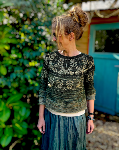 Pull libellule | motif délicat de libellules en fil Pinta de Pascuali