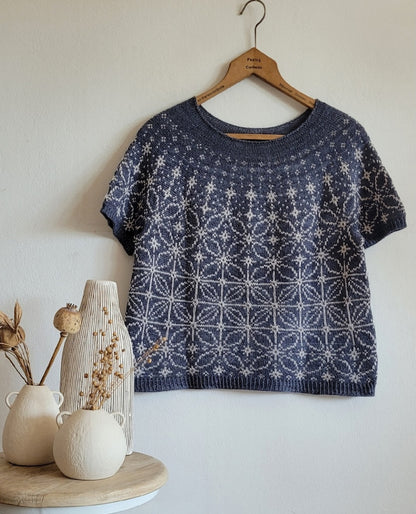 Sashiko Tee | grafisches Stickmusterbild aus Pinta von Pascuali