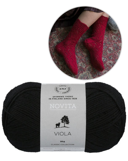 Harmonia Socks | fine lace pattern from Viola by Novita