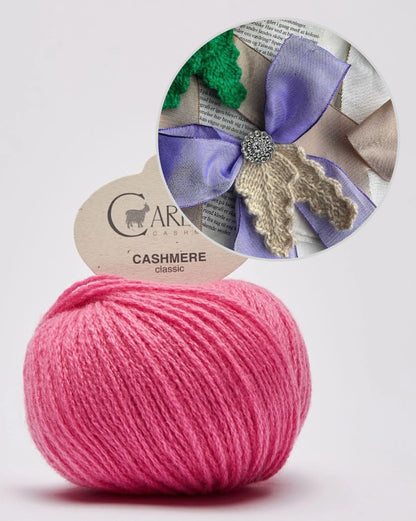 Holly Bow | festive bow with free pattern from Classic Cashmere by Cardiff