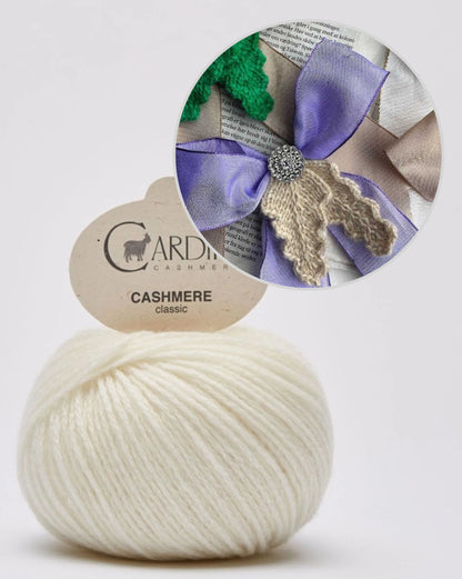 Holly Bow | festive bow with free pattern from Classic Cashmere by Cardiff