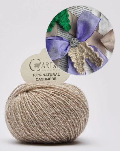 Holly Bow | festive bow with free pattern from Classic Cashmere by Cardiff
