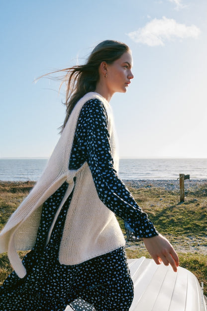 Slipover Nordic Breeze von Lana Grossa mit Natural Alpaca Pelo 3