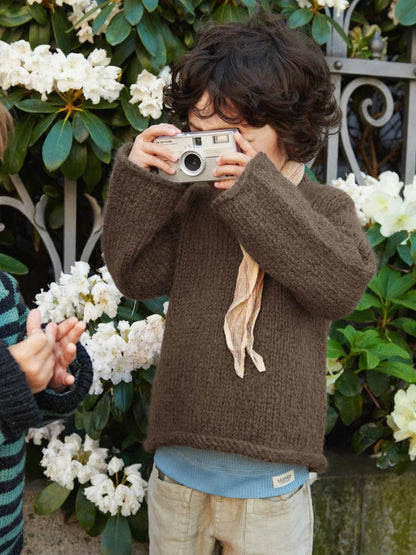 Kinsley Sweater Junior Kos Edition | Set of yarn and instructions from collection 2408 - Mykt til Barn 