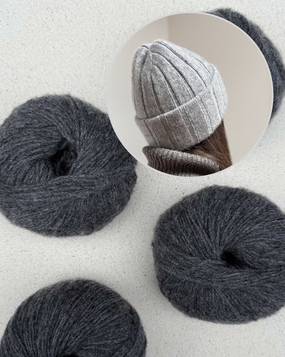 The Knitonomy Boston Hat | classic beauty made from soft Cashmere 6/28 by Pascuali