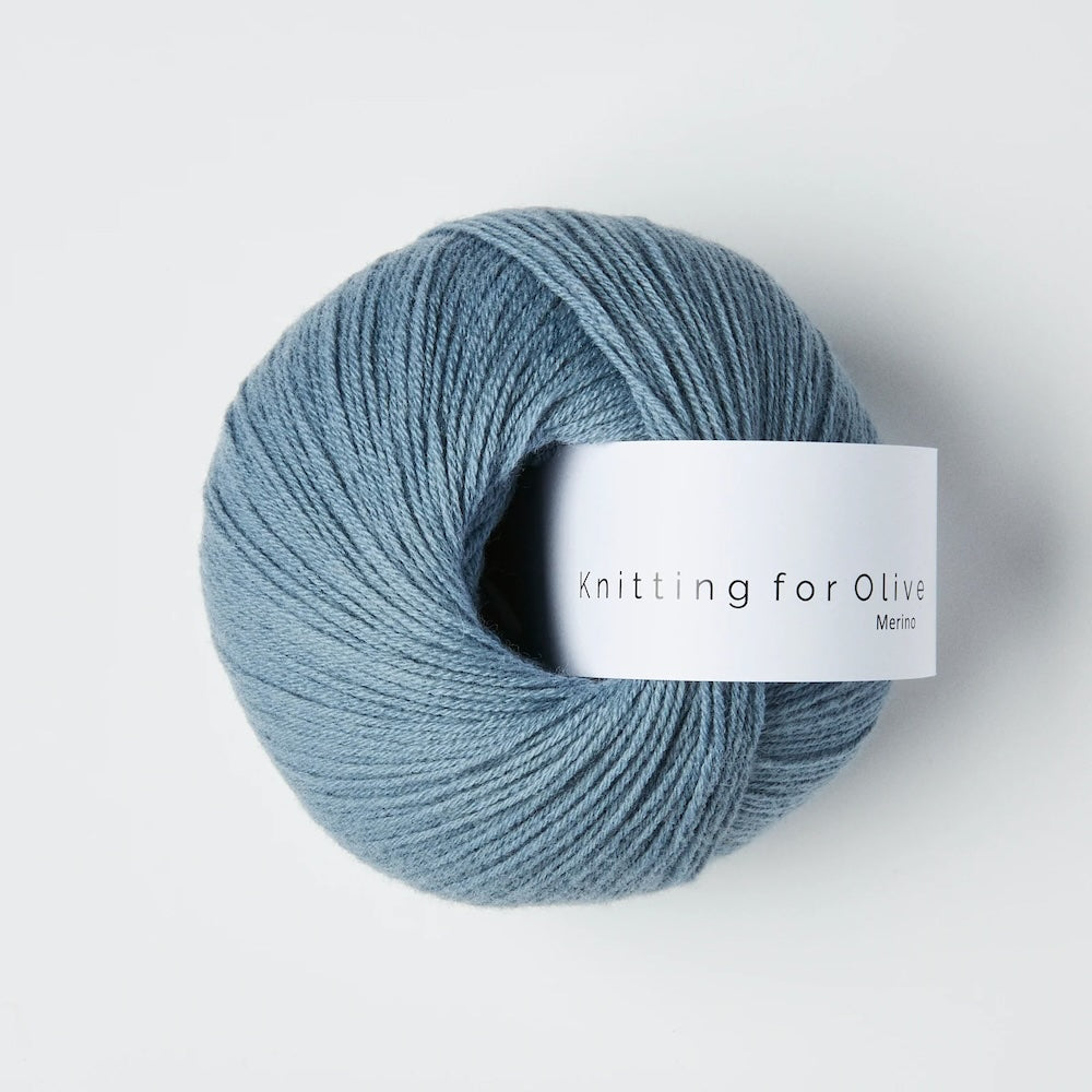 Knitting for Olive Merino Farbe dusty dove blue
