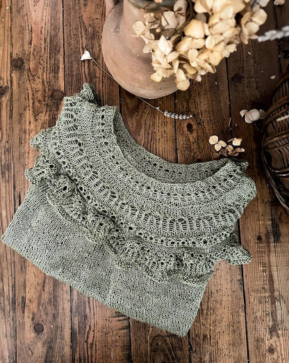Linette Tee | zartes Shirt mit Rüschen aus Crealino von Lang Yarns