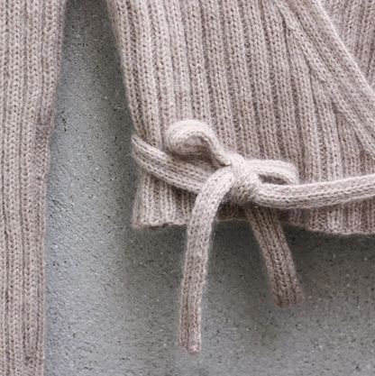 Darling Wrap | ravissant cardigan portefeuille en mérinos et soie douce