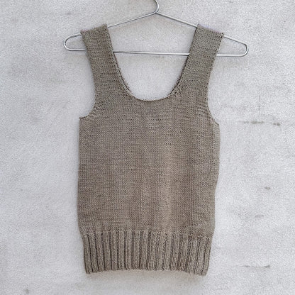 Twisted V-Top | zarter Zopf mit Pure Silk von Knitting for Olive