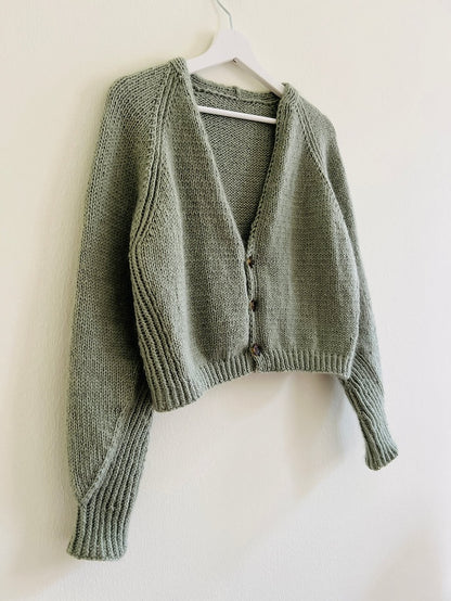 Kolibri by Johanna Edgar Cardigan mit Heavy Merino und Soft Silk Mohair von Knitting for Olive 10