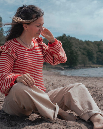 Kutovakika Chicka Cherry Sweater mit Double Sunday von Sandnes Garn 4