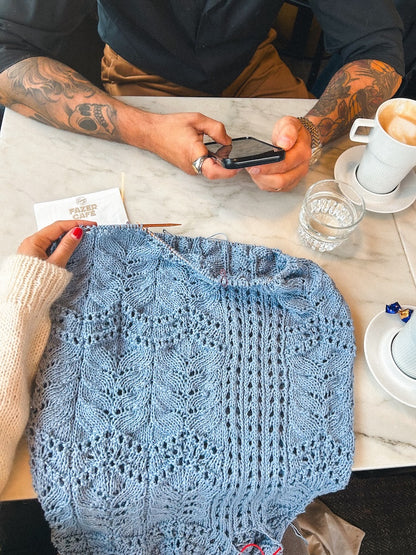 Robe Seashore | motif délicat en Tynn Line de Sandnes Garn