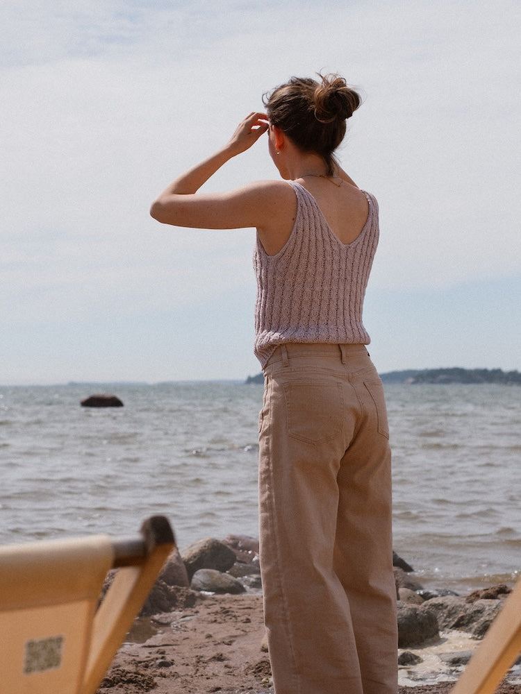 Kutovakika Wavy Babe Top mit Tynn Line von Sandnes Garn 11