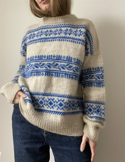 Porcelain Sweater | Porzellan-Muster aus Tynn Peer Gynt und Tynn Silk Mohair von Sandnes Garn