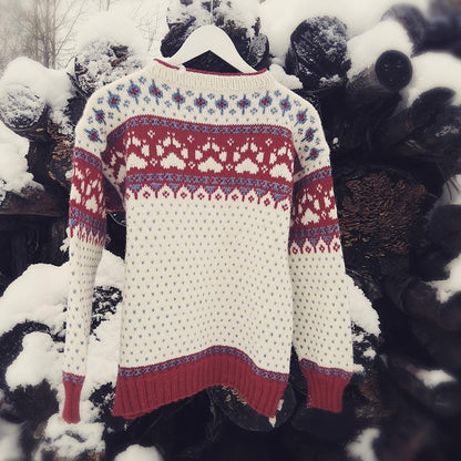 Linka Neumann Fjordfolk Pullover mit Peer Gynt von Sandnes Garn 4