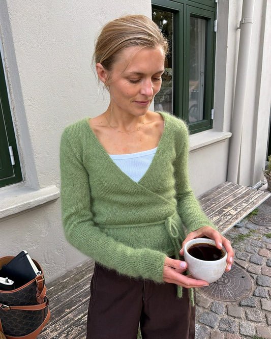 Lucy Wrap | unenäoline Biches & Bûchesi Le Petit Silk & Mohair’st valmistatud hõlmikjakk