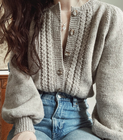The Sascha Cardigan | fine cable pattern from Peer Gynt by Sandnes Garn