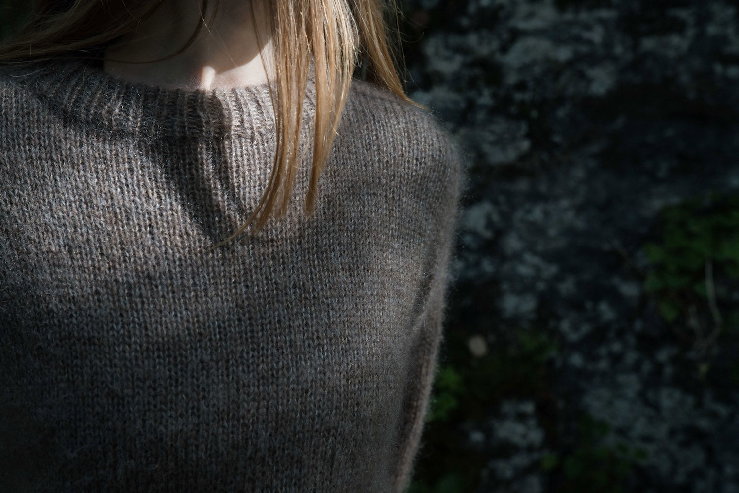 Moss Haven Sweater vin Woodlandsknits mit drei Fäden Tynn Silk Mohair von Sandnes Garn 5